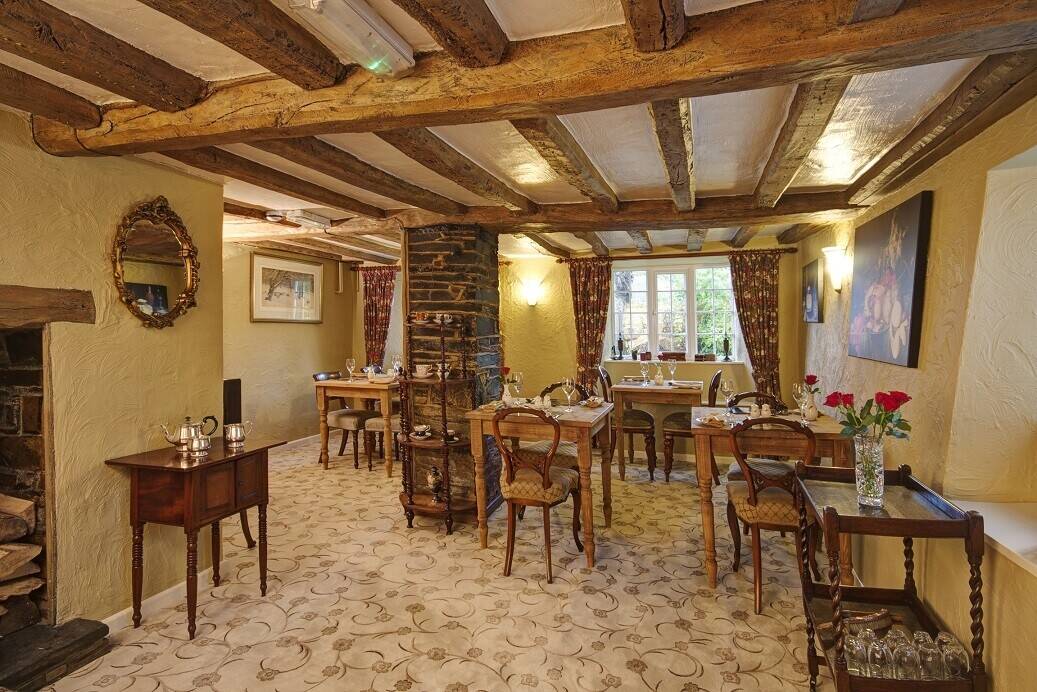 Immaculate Detached Guest House With 5 Ensuite Letting Rooms & 2 Bedroom Owners Accommodation Photo 4