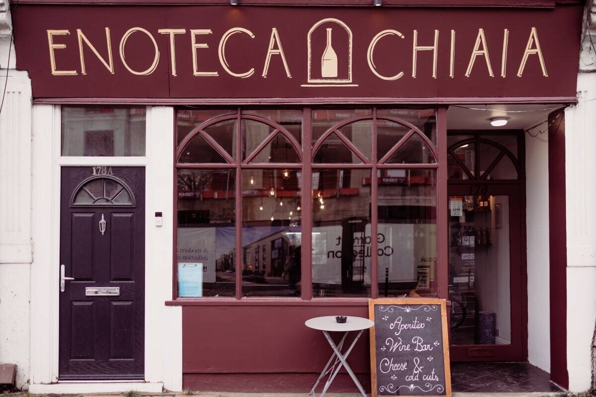 Successful cafe/wine bar/restaurant