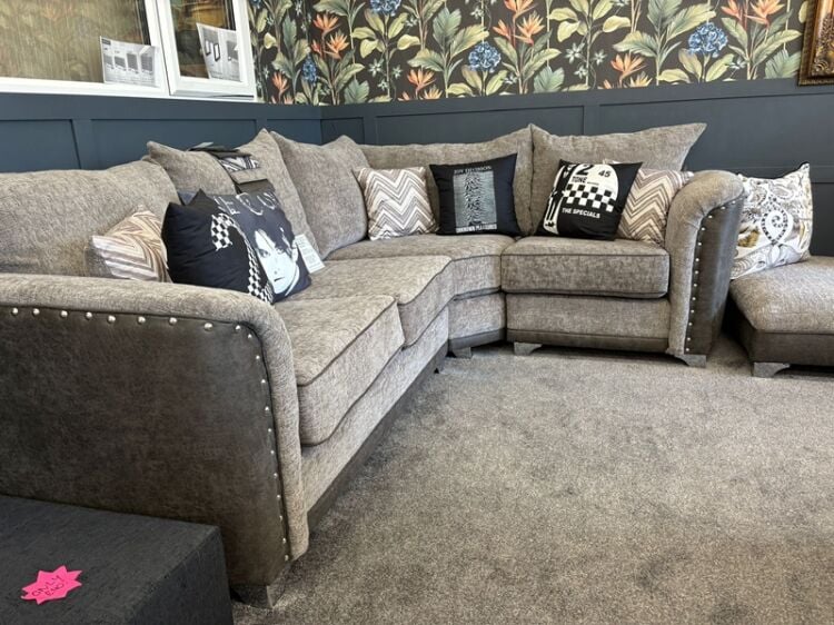 Custom Comfort – Tailor Made Sofas & Chairs Business Up for Grabs