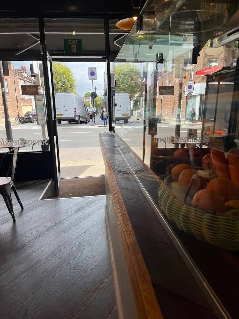 Cafe in Hammersmith for Sale
