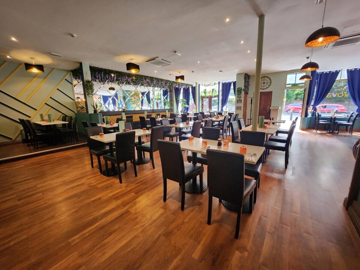 Exceptional Fully Licensed Restaurant & Bar Hospitality Venue For Sale