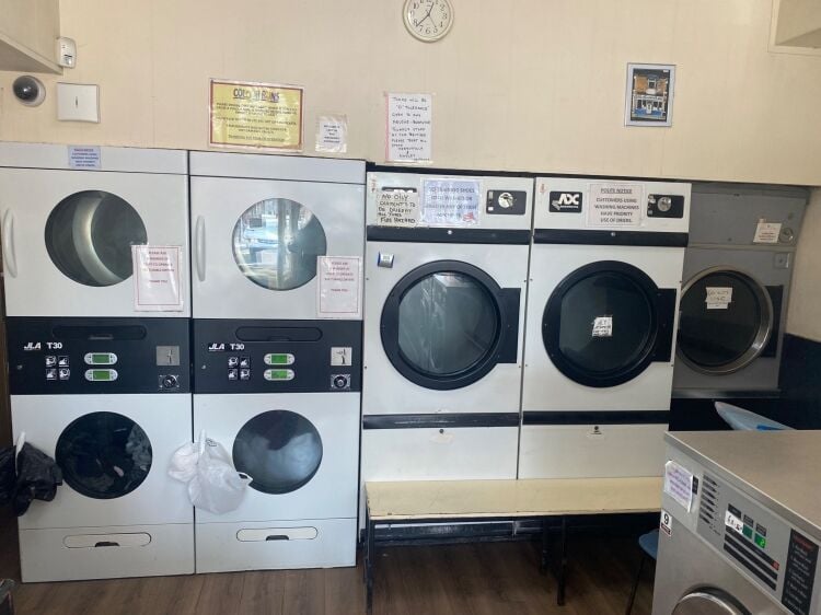 SUPER LAUNDERETTE IN DARLINGTON