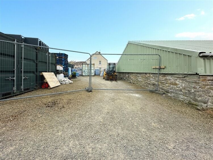 W&D Ross Hardware Store and Paint Spectrum, Thurso Photo 4