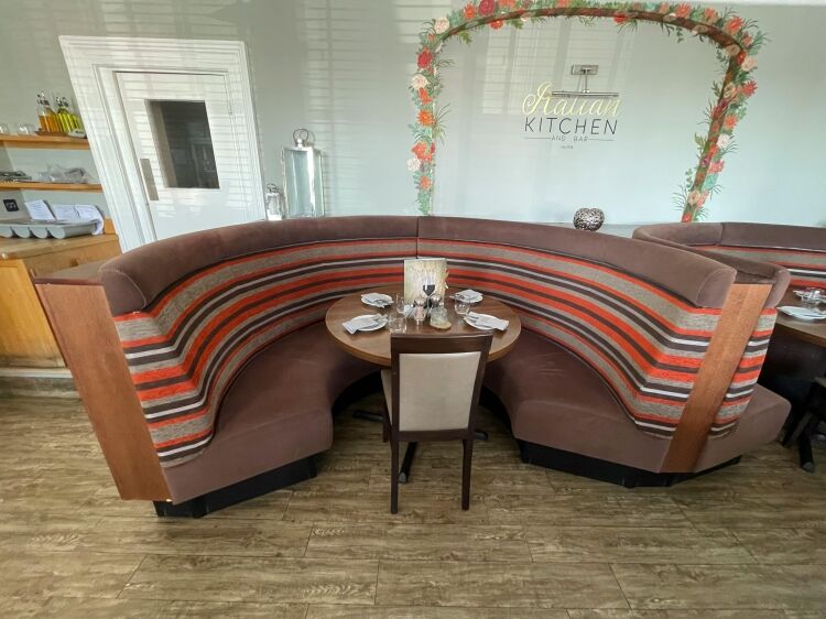 Superb 68 Cover Restaurant – ‘Honeypot’ Quayside Location