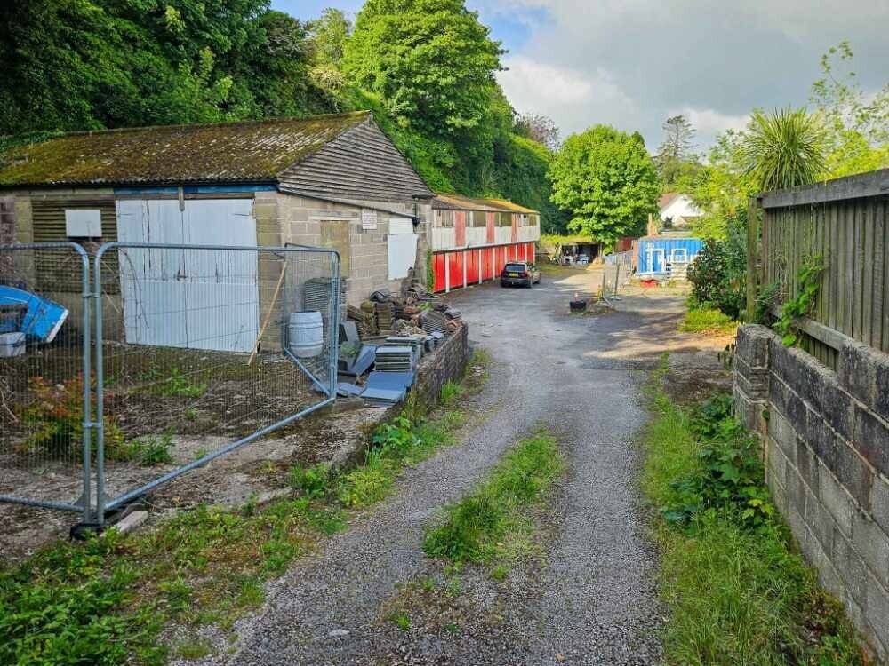 A Great Opportunity to Aquire a Substantial Storage Site in Brixham Photo 4