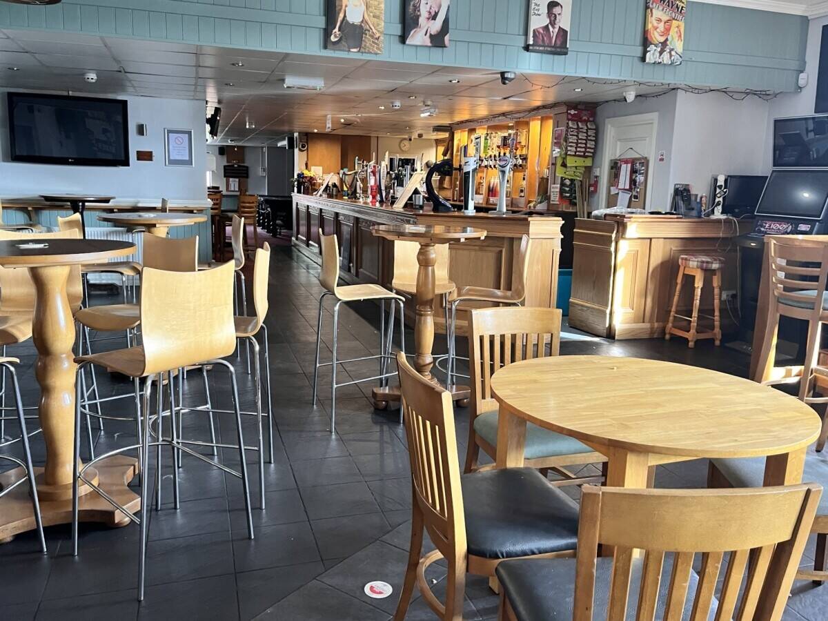 Hugely popular sports bar and social club based in South Yorkshire.
