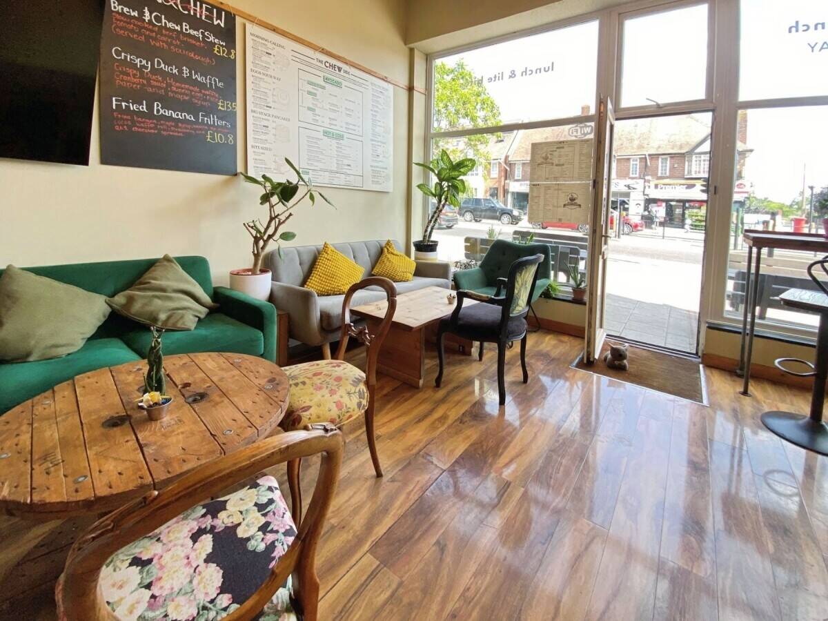 COFFEE SHOP / CAFE, LEIGH ON SEA - £65,000 LEASEHOLD
