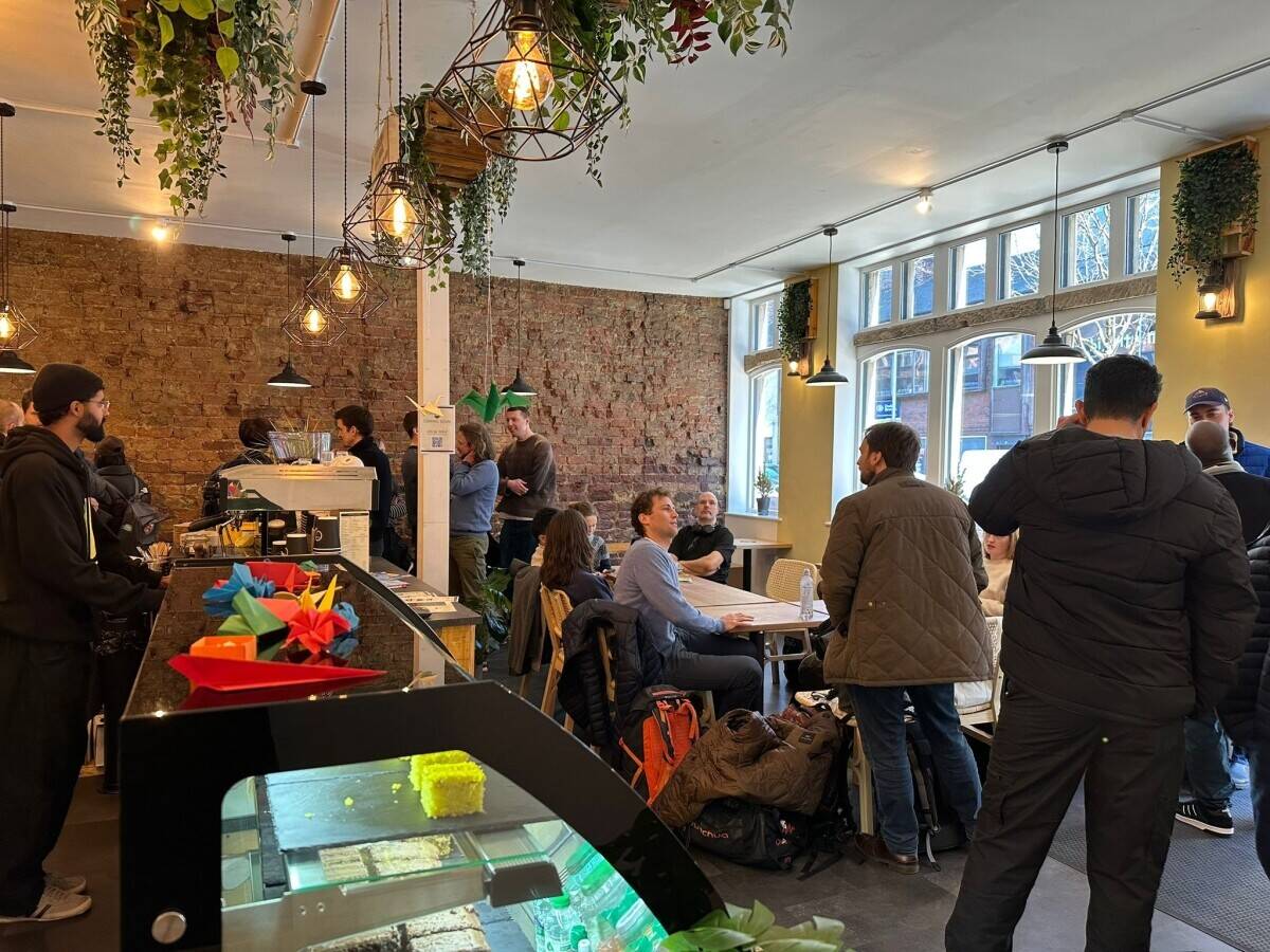 Caf&eacute; for Sale &ndash; Prime Middlesbrough Town Centre Location | Fully Equipped, Ready to Trade Photo 4