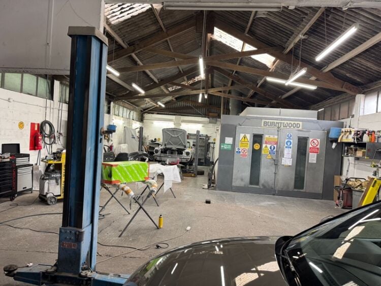 Bodywork Brilliance Awaits – Buy This Repair Business Today! Photo 4