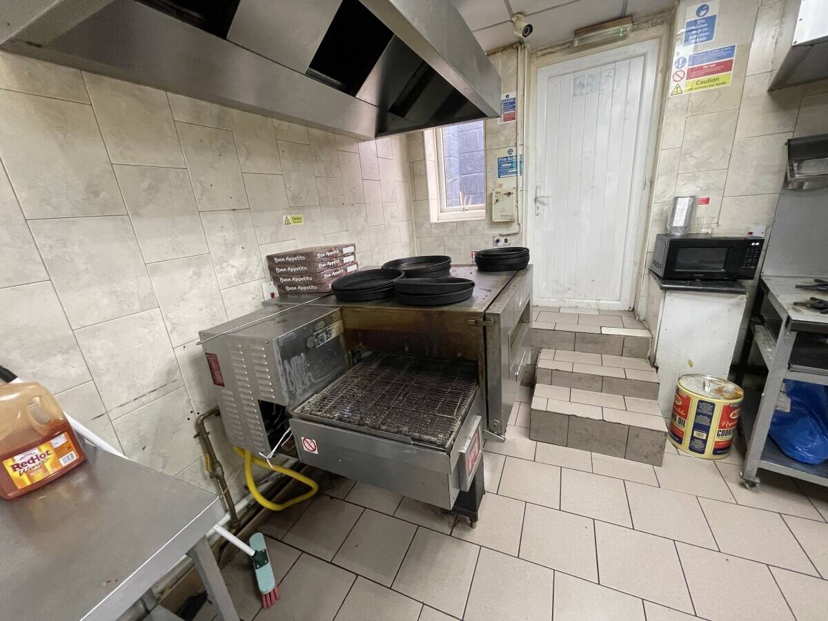 Takeaway for sale in doncaster Photo 5