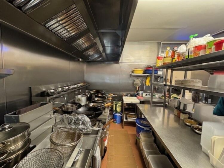 Leasehold Chinese Takeaway Located In Stirchley, Birmingham