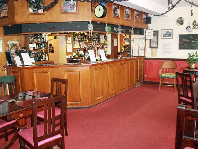 OXFORDSHIRE - THAMES VALLEY SUCCESSFUL INN Photo 4