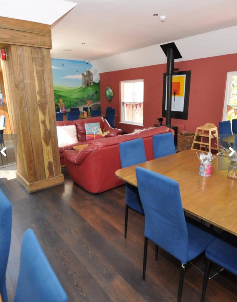 Streetfood Restaurant for Sale in Carmarthen ,Wales Photo 4