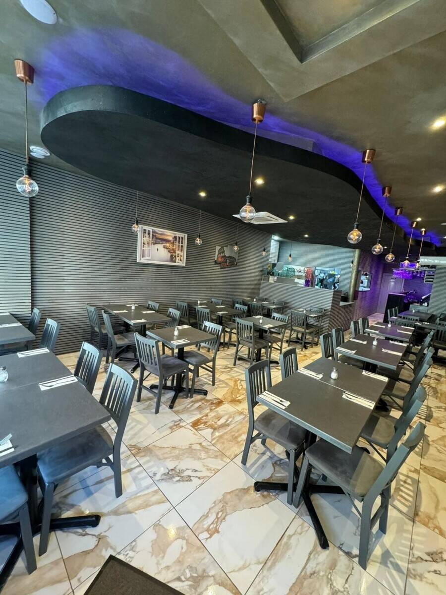 Italian restaurant for sale in Winchmore Hill, London