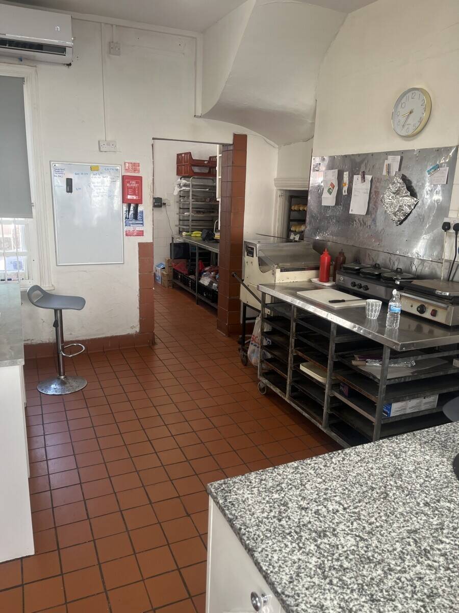 Sandwich bar Photo 4