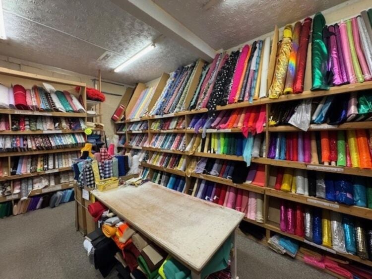 Leasehold Fabrics & Haberdashery Business Located In Leamington Spa Photo 4