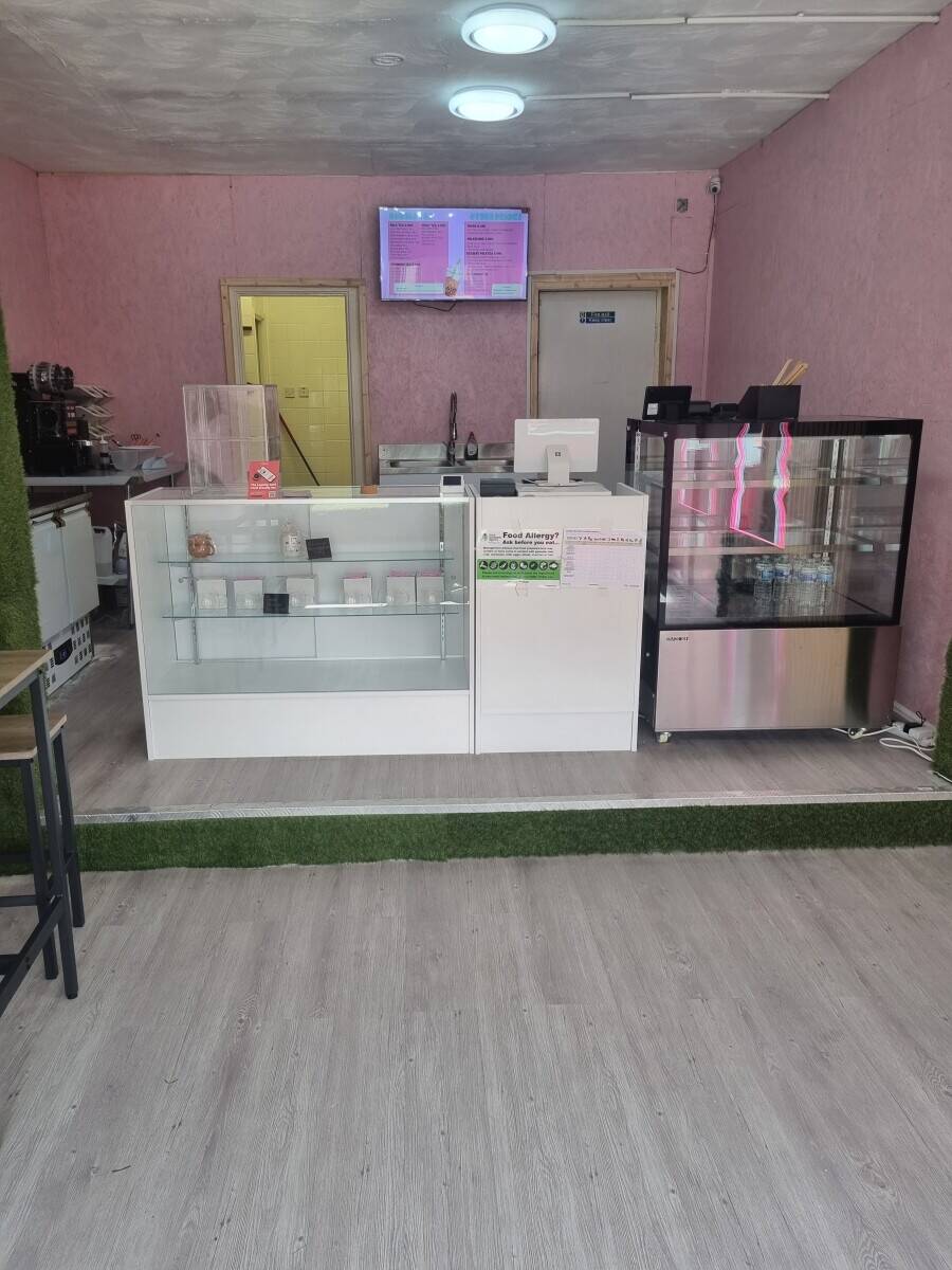 Fully Branded Dessert & Bubble Tea Shop | £20K Negotiable | Includes Equipment, Brand & Social Media Photo 4