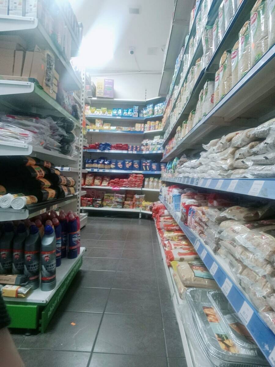 Convenience Store for Sale on Busy High Street in London
