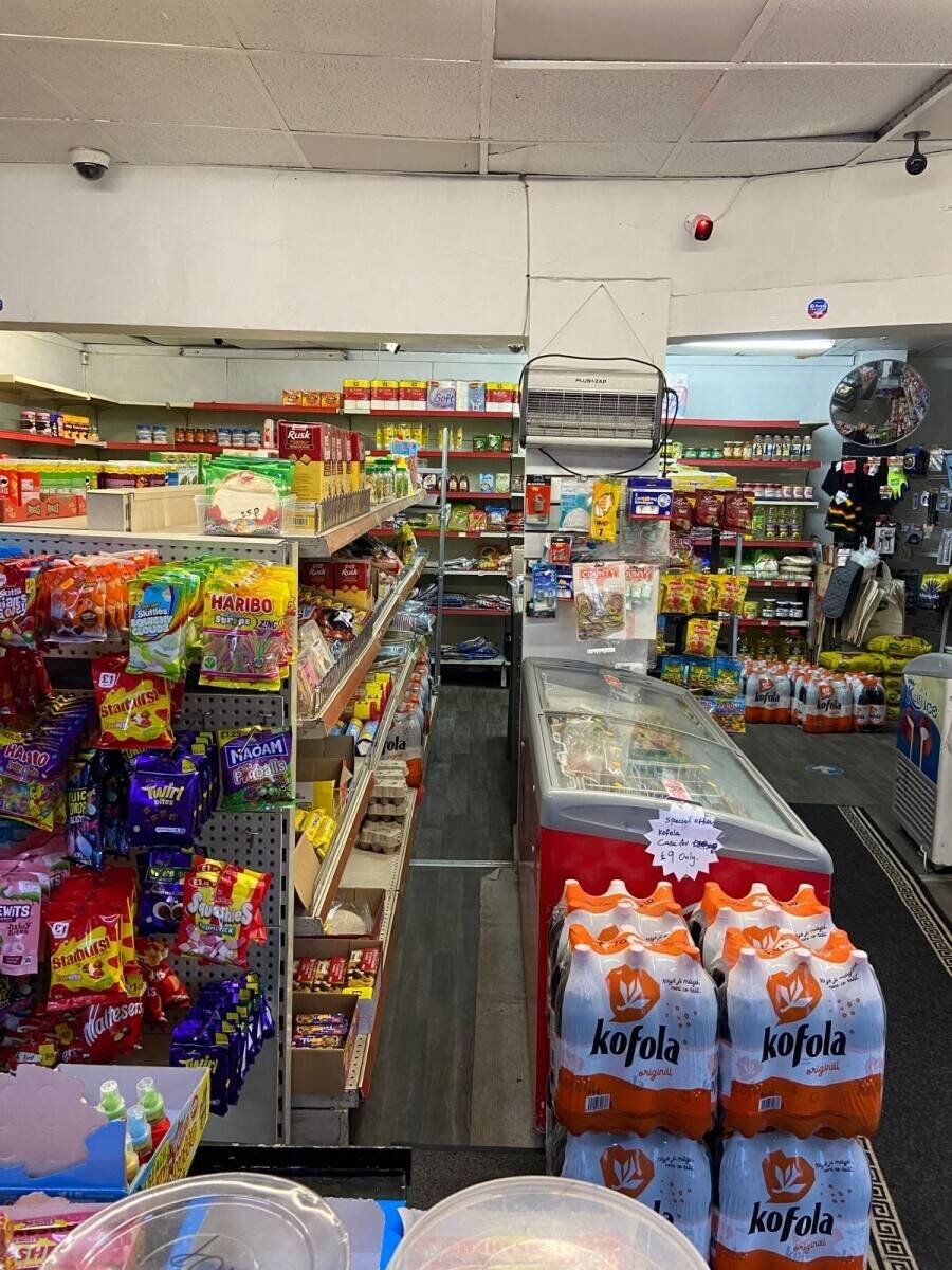 Convenience store for sale in Pagehall Sheffield Photo 4