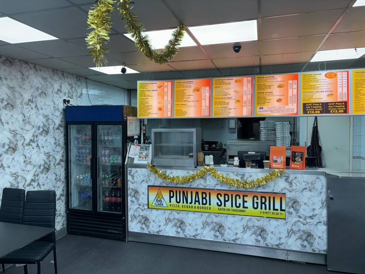 Well-known, Fully Fitted Hot Foot Takeaway Business, with 3-bedroom residential accommodation