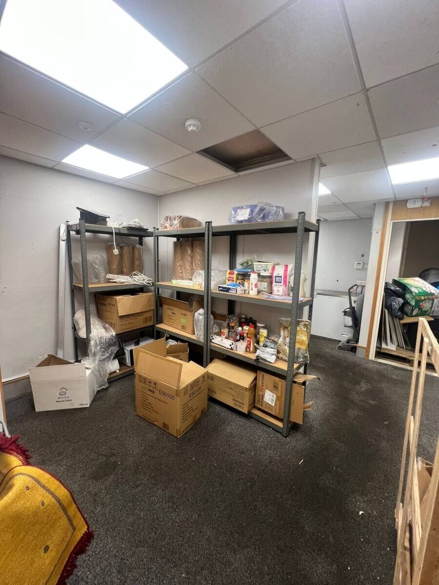 Fully Equipped Greek Restaurant Takeaway - Prime Croydon Location Photo 4