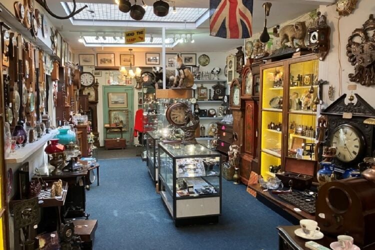 Antique Shop & Specialist Clock Repair - Devon Photo 4