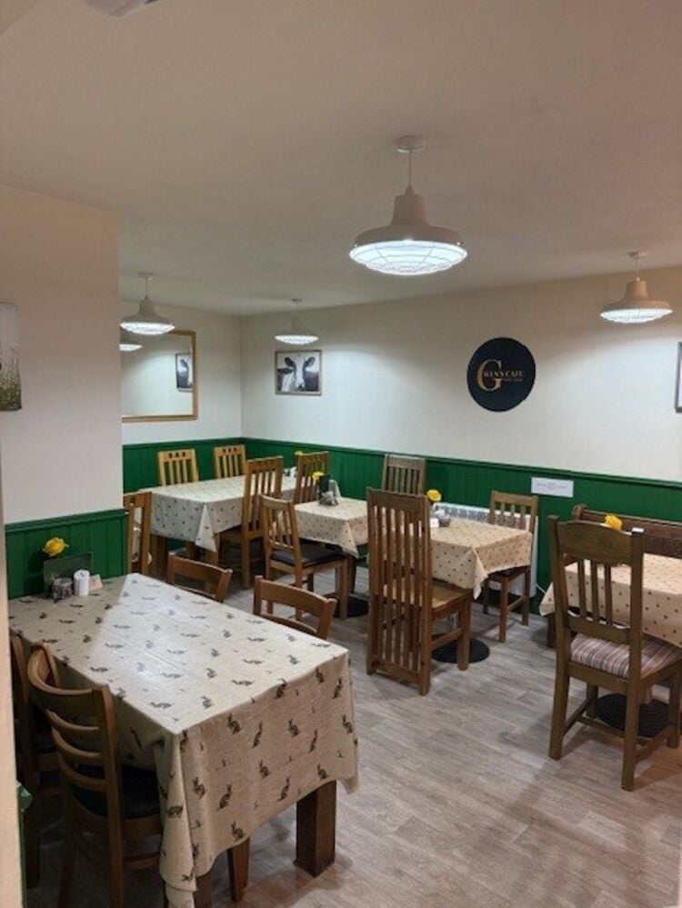 Thriving Village Café - Cheltenham Photo 4