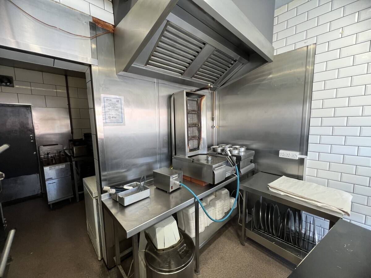 Established and Thriving Pizzeria For Sale &ndash; Hartlepool Photo 5