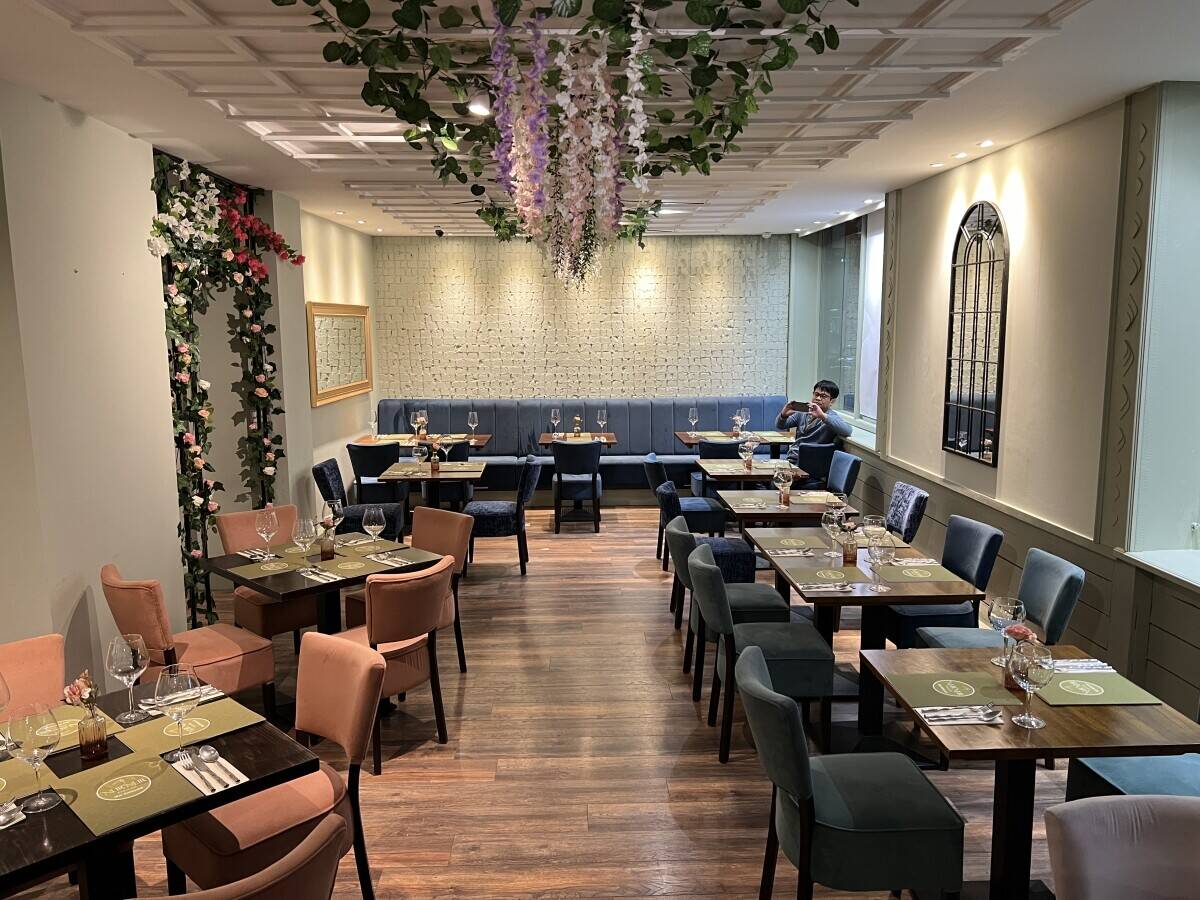 Thai Restaurant for Sale in Kenilworth