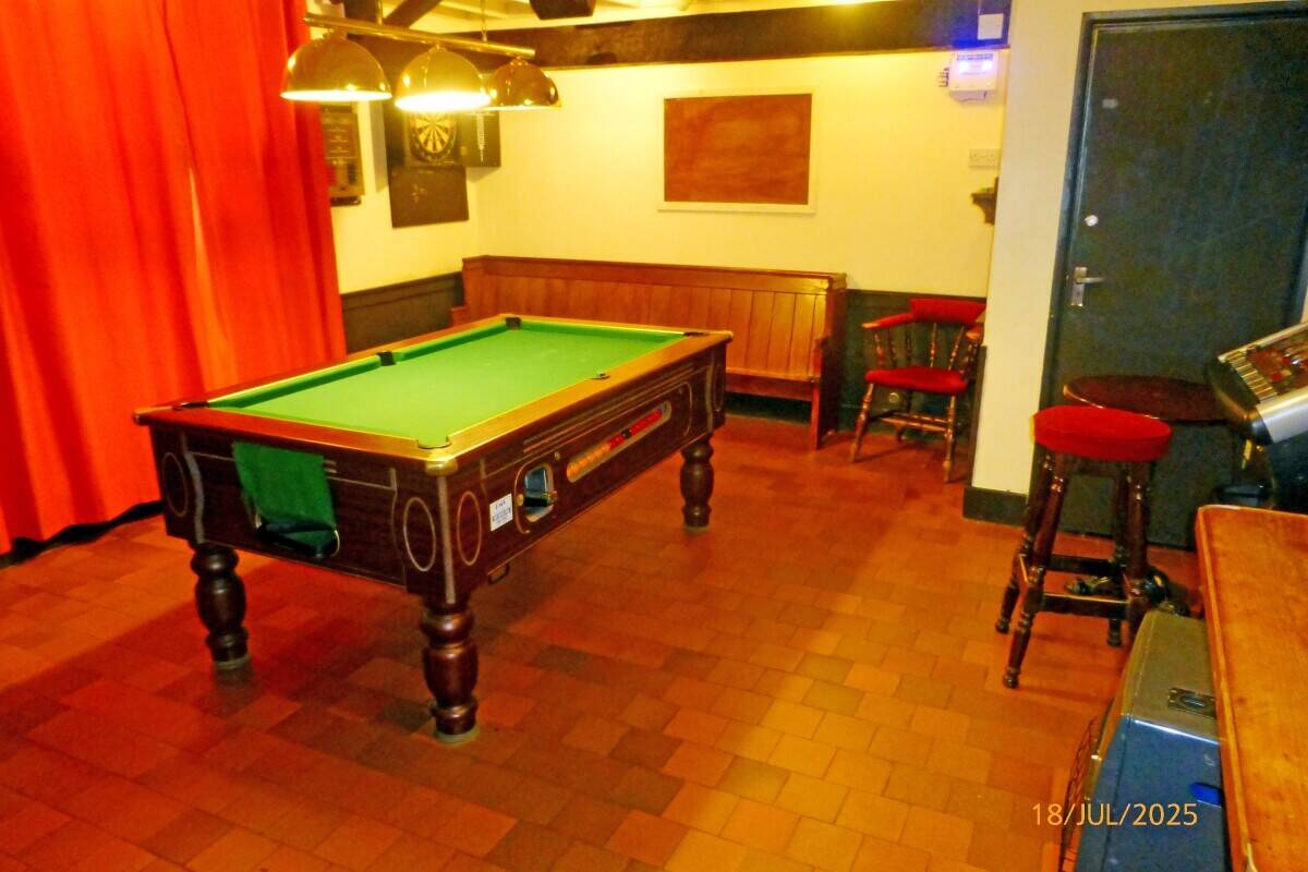 POWYS - SUBSTANTIAL VILLAGE CENTRE PUBLIC HOUSE BEING HUB OF COMMUNITY AND HUGE POTENTIAL TO REINSTA