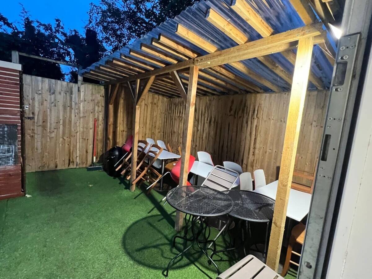 Caf&eacute; for Sale &ndash; Deja Brew Caf&eacute; &ndash; Prime Location - Brockley Photo 4