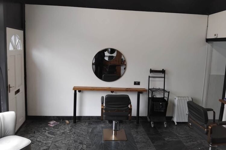 Closed Freehold Hair Salon - Leeds