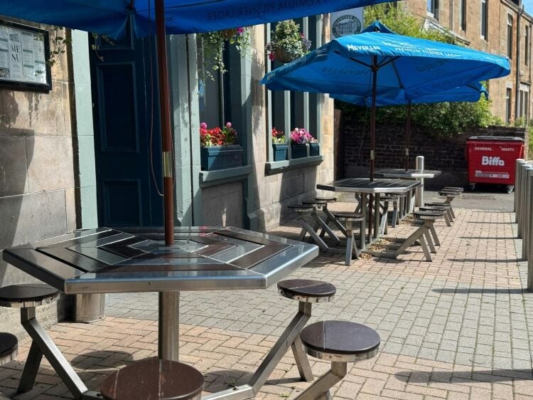 Bar, Bistro Opportunity in Uphall, Broxburn Photo 4