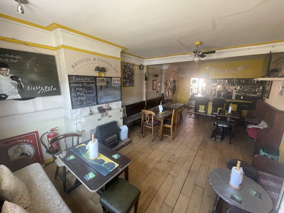 Established Bristol & Exeter Inn Pub for sale&nbsp;in Bridgwater Somerset