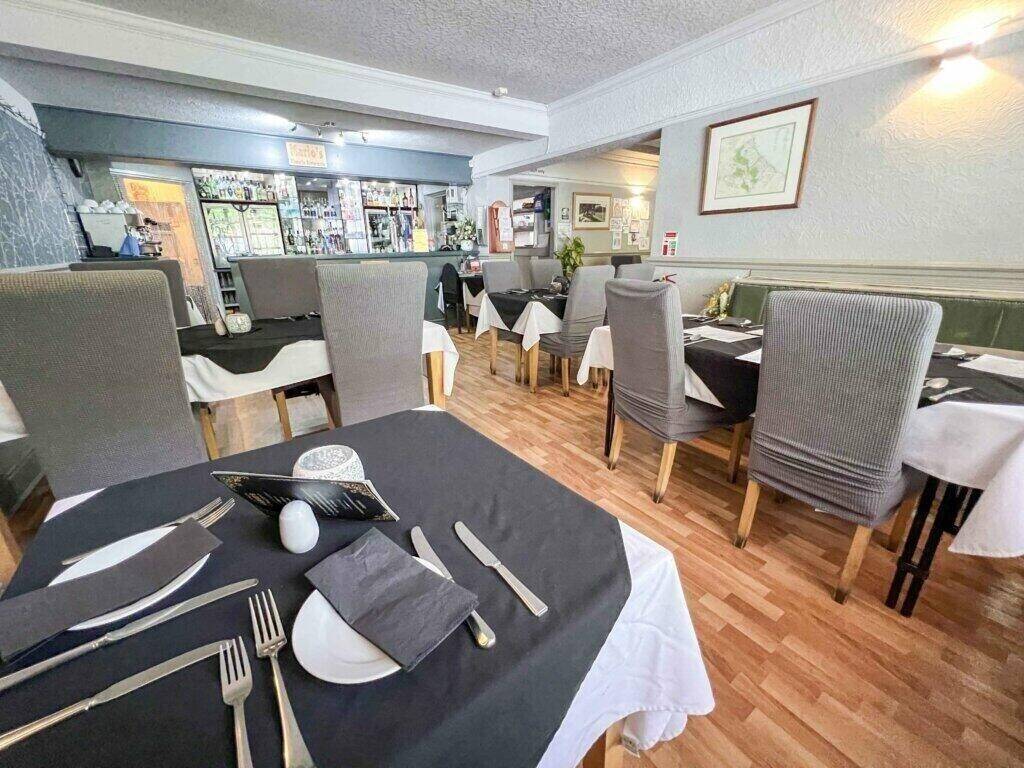 Charming Family-Run Italian Restaurant For Sale in Bacup, Rossendale