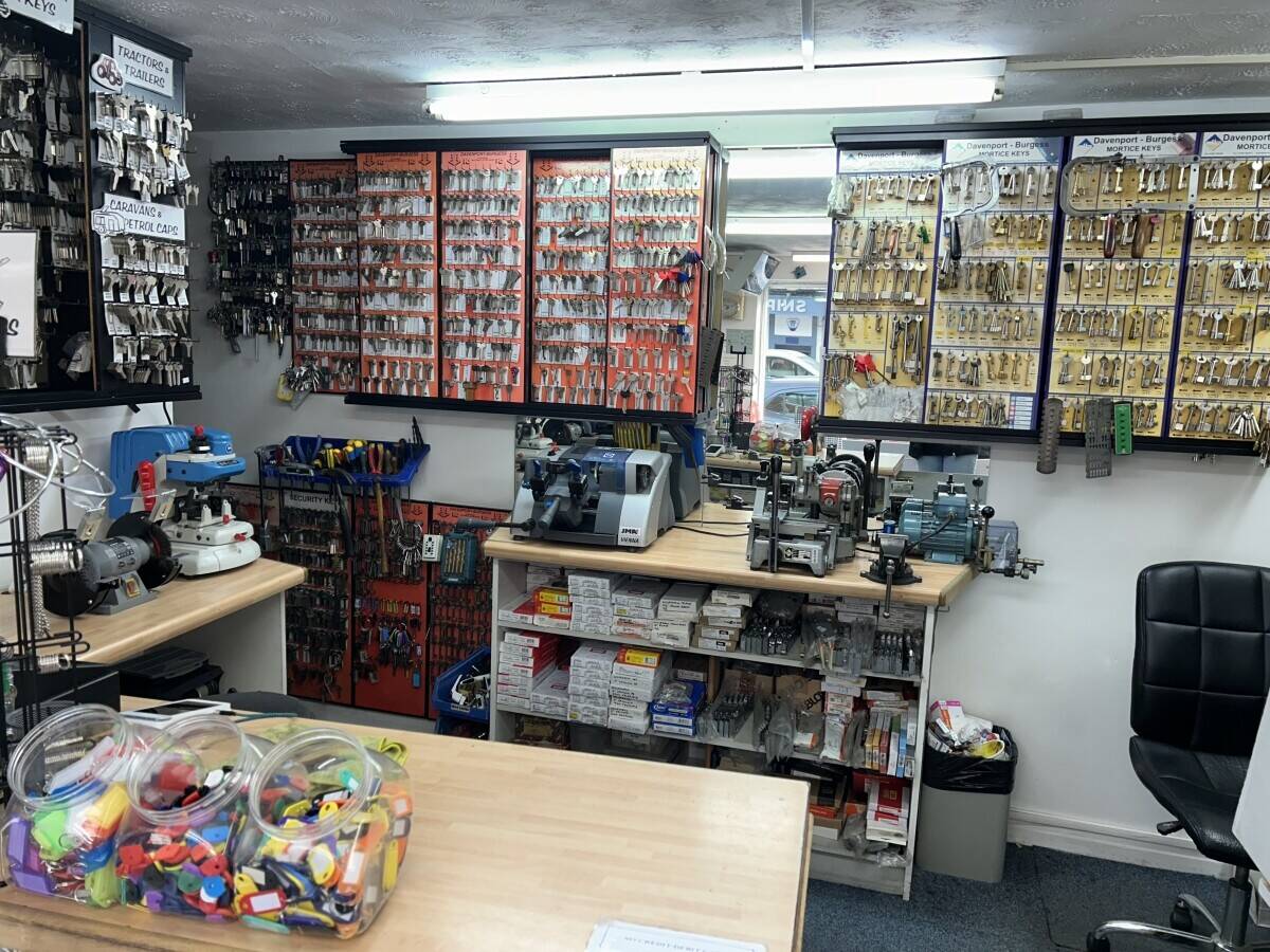 Locksmiths shop in Leighton Buzzard
