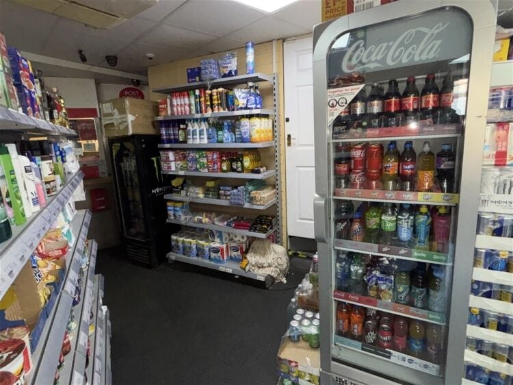 Off License & Convenience For Sale in Halifax Photo 4