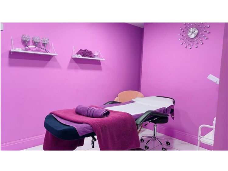 Established Beauty Brand with Growth Potential Photo 4