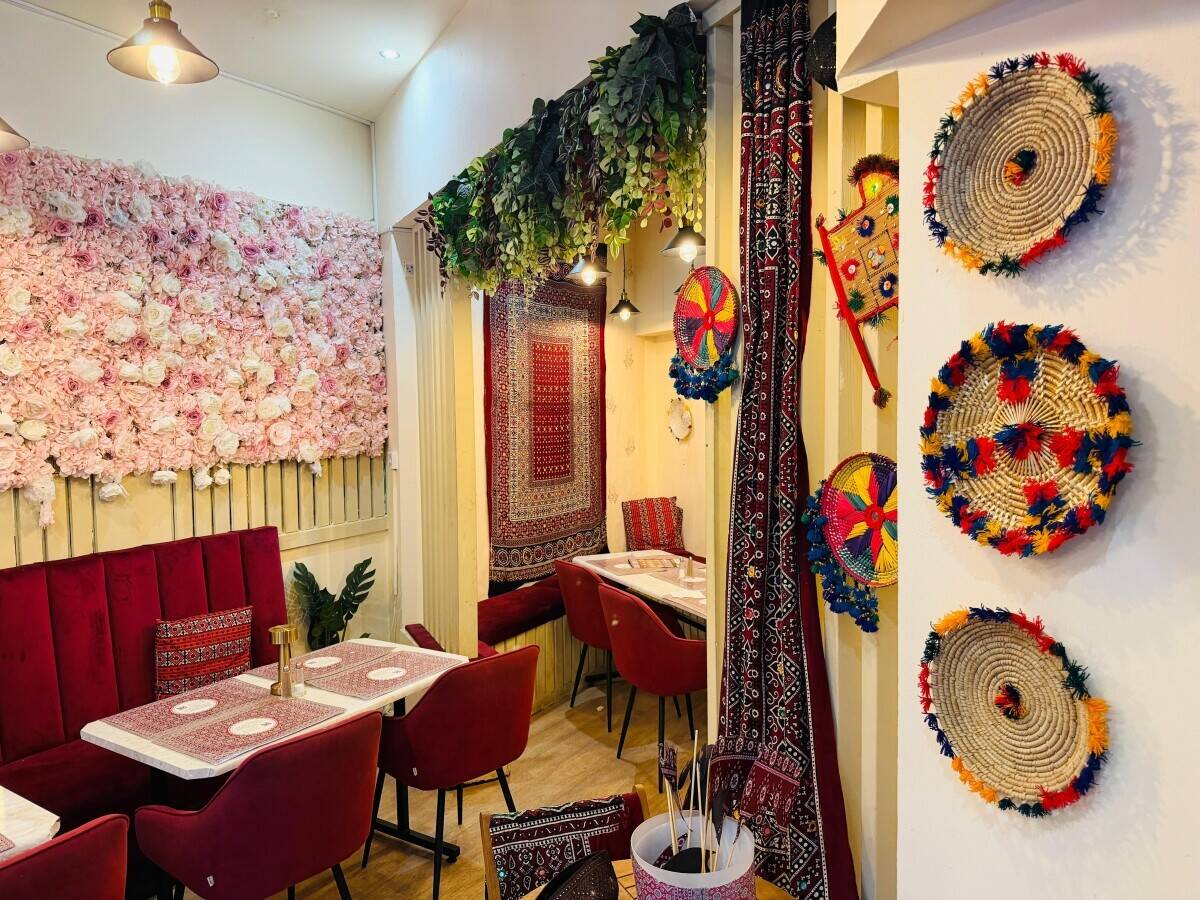 Restaurant and takeaway for sale Photo 4