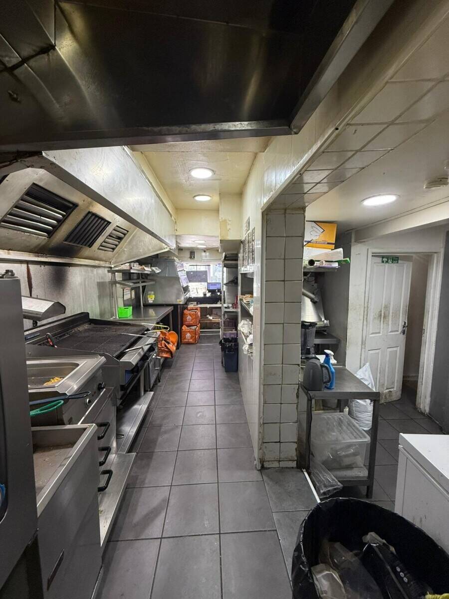 Fast food restaurant for sale in Cheltanam Gloucestershire 