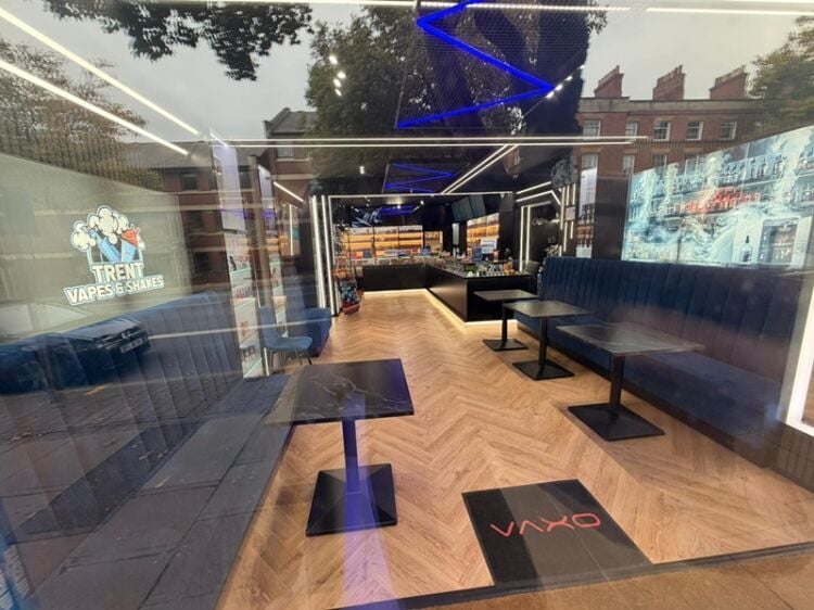 Turnkey Vape & Shake Bar in Nottingham’s Nightlife Hotspot! Photo 4