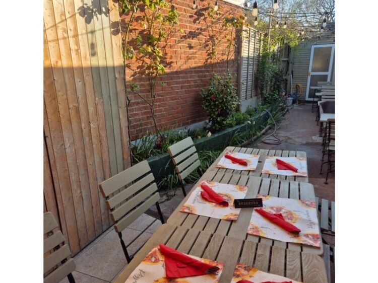 Slice of Success: Profitable Pizzeria in Prime Epsom Location