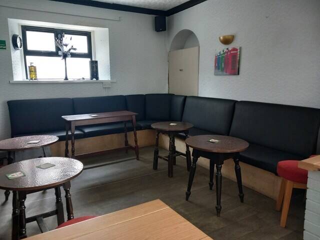 SWANSEA CITY - TRADITIONAL WET-LED PUB IN DENSELY POPULATED CITY CENTRE SUBURB