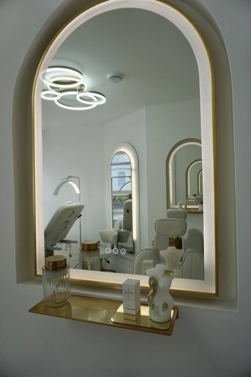 Thriving Beauty & Aesthetics Salon for Sale – Shoreham-by-Sea