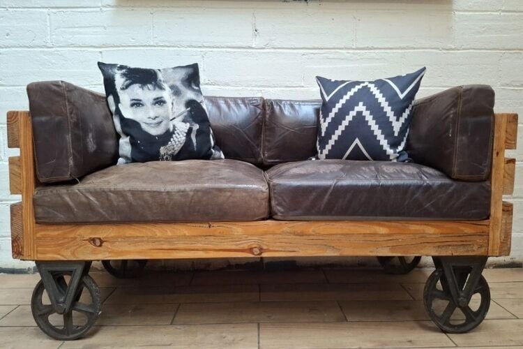 Pre-Loved Furniture Retailer - Bristol