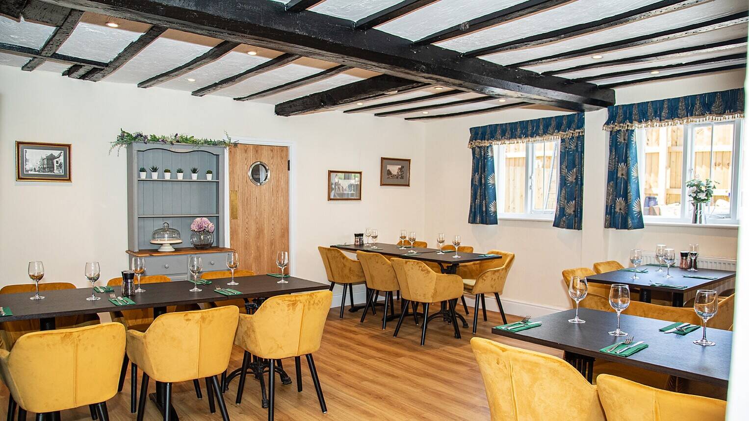 SHROPSHIRE HILLS - HIGH TRADING INN WITH FOUR EN SUITE LETTING BEDROOMS