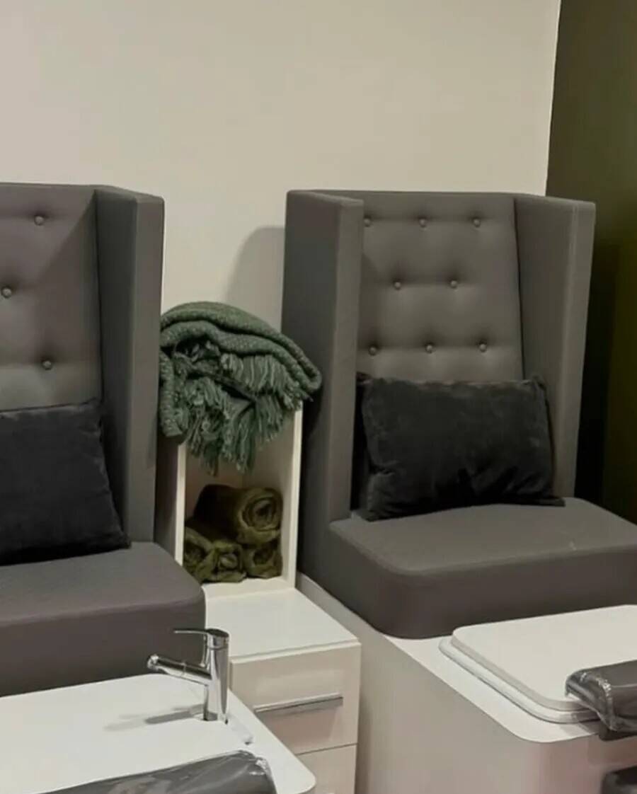 Nail & Beauty Salon in Crossgates, Leeds Photo 4