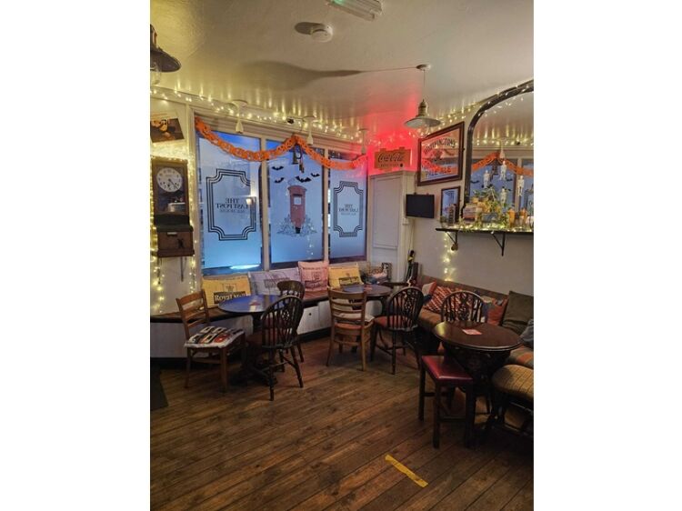 Established Micro Bar – Turnkey Opportunity for an Owner-Operator