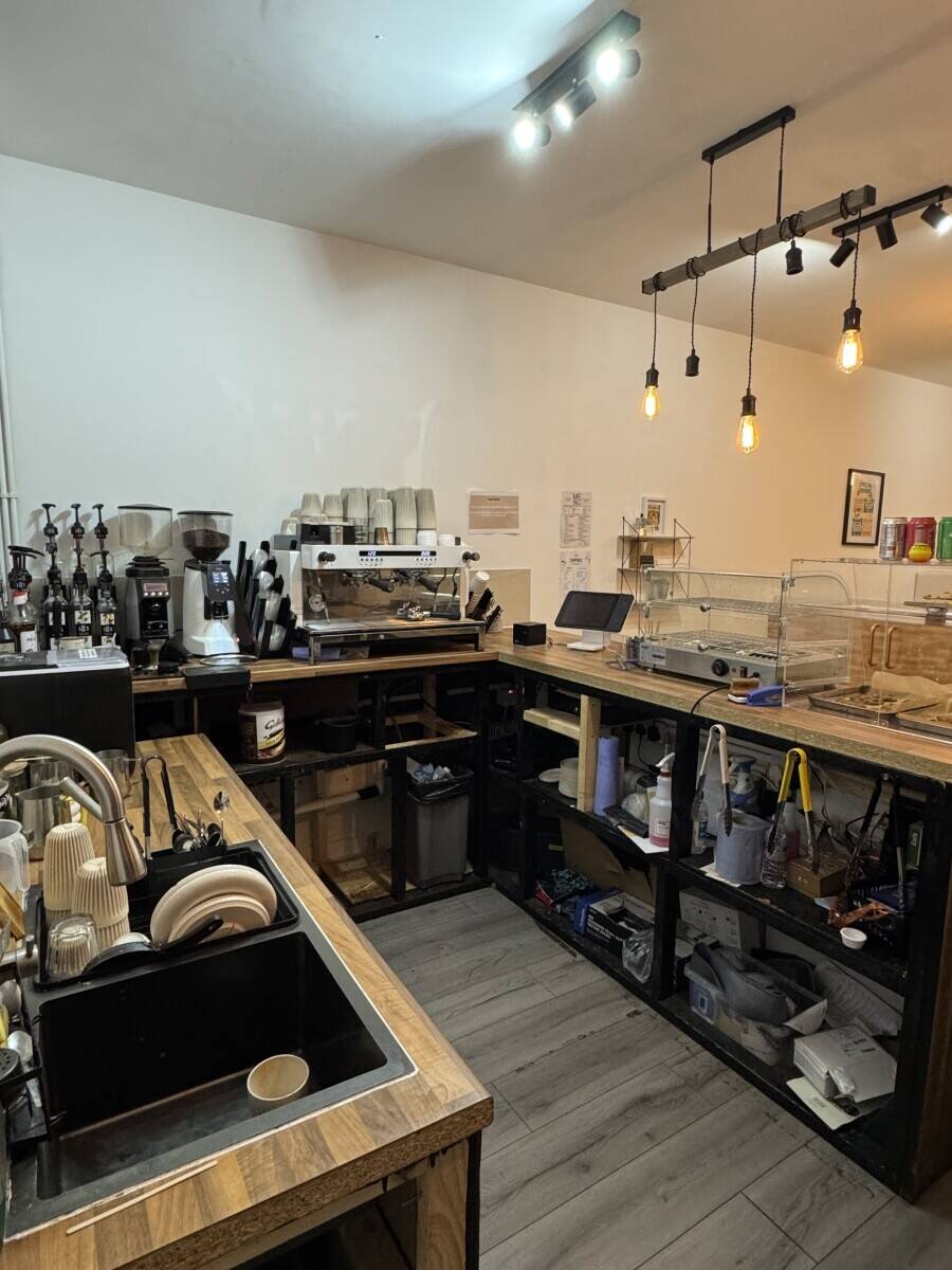 Fully Fitted Coffee Shop Premises for sale in Tranmere, Wirral Photo 5