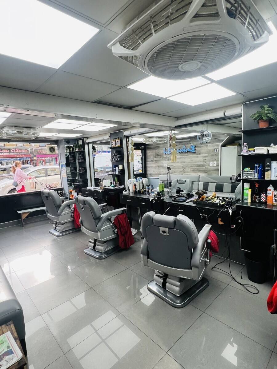 A1 Hairstyle – 25-Year Barber Shop in Bethnal Green for Sale